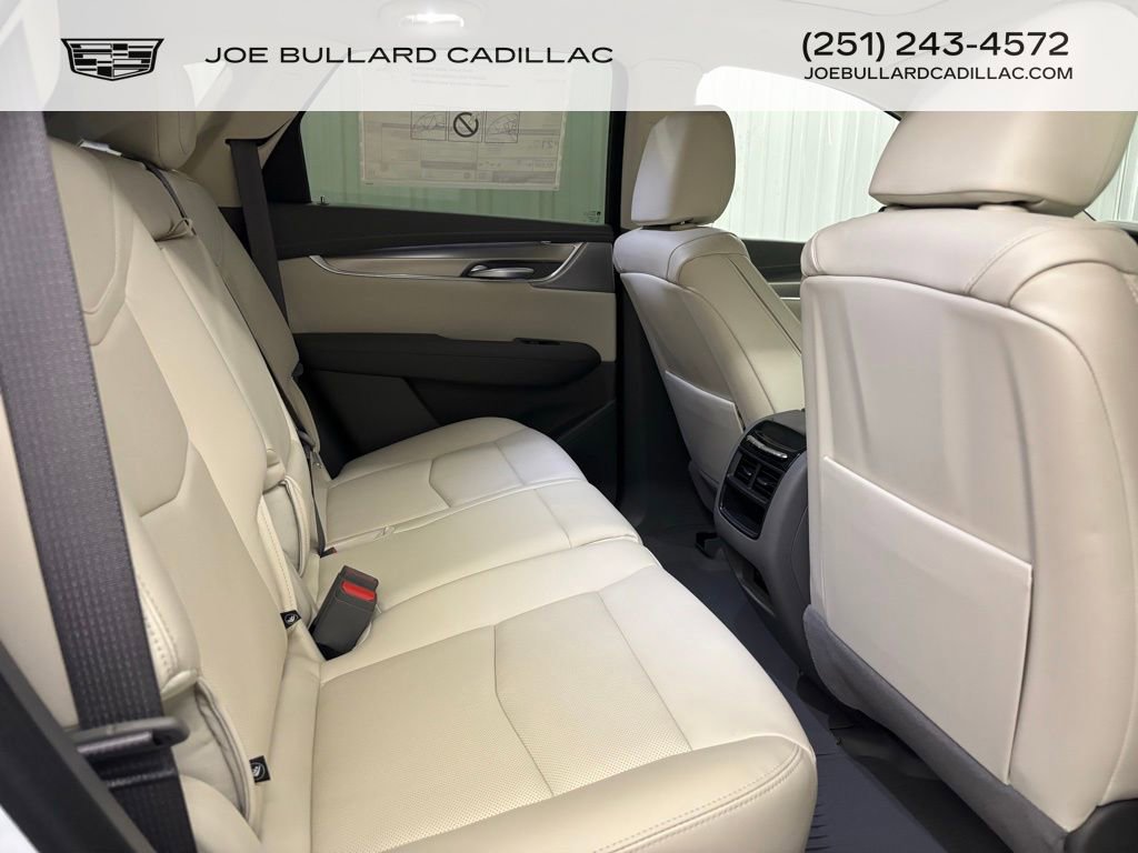 New 2025 Cadillac XT5 Premium Luxury w/ LPO, Floor Liner Package image 20
