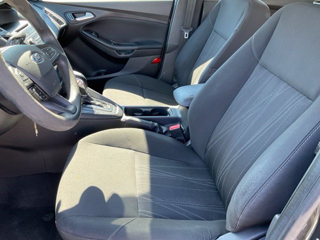 Used 2016 Ford Focus SE FWD image 5