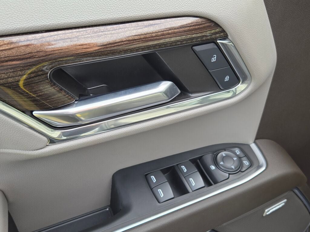 Used 2024 Chevrolet Silverado 1500 RST image 18