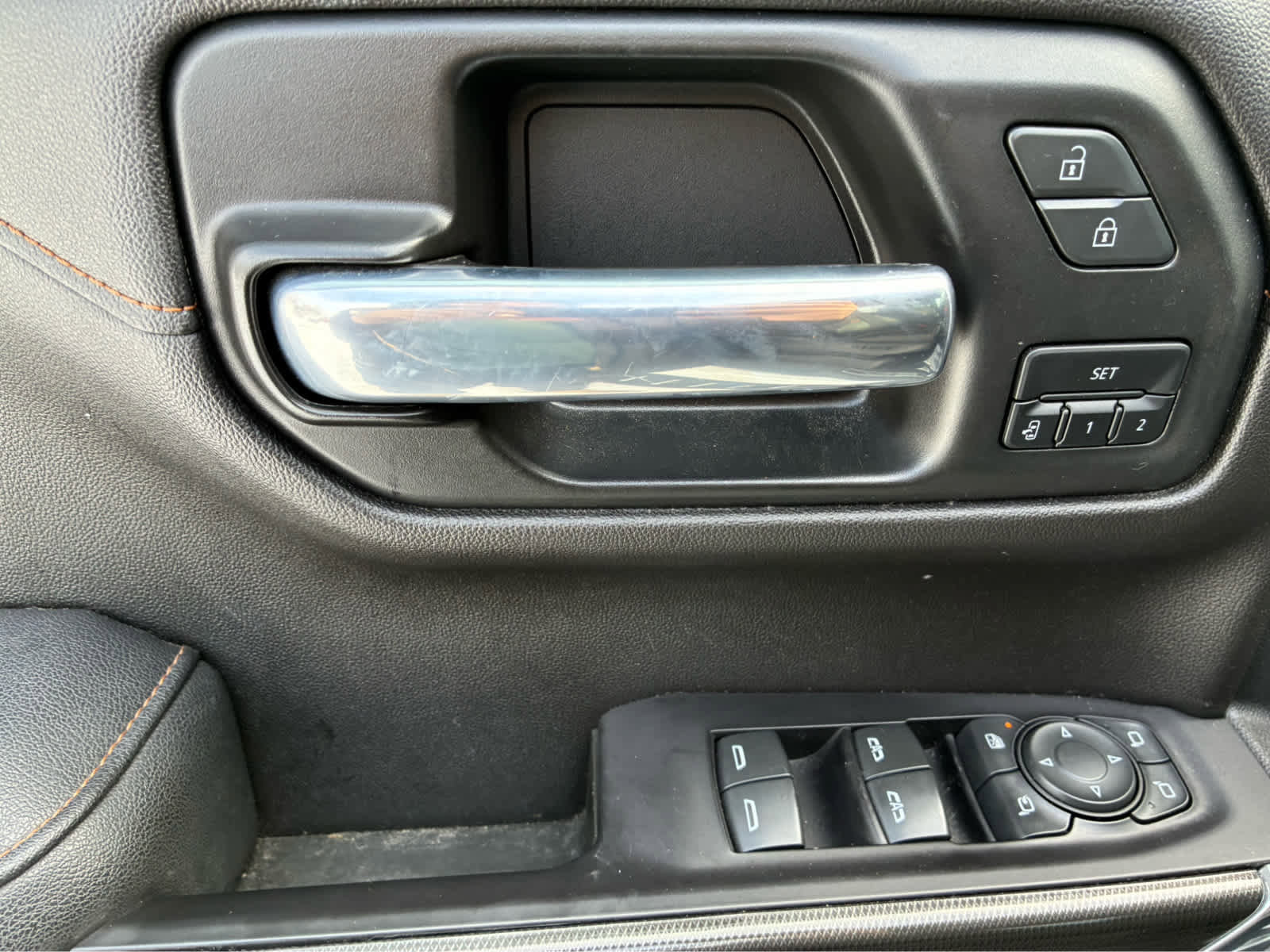 Used 2021 GMC Sierra 1500 AT4 w/ AT4 Premium Package image 17