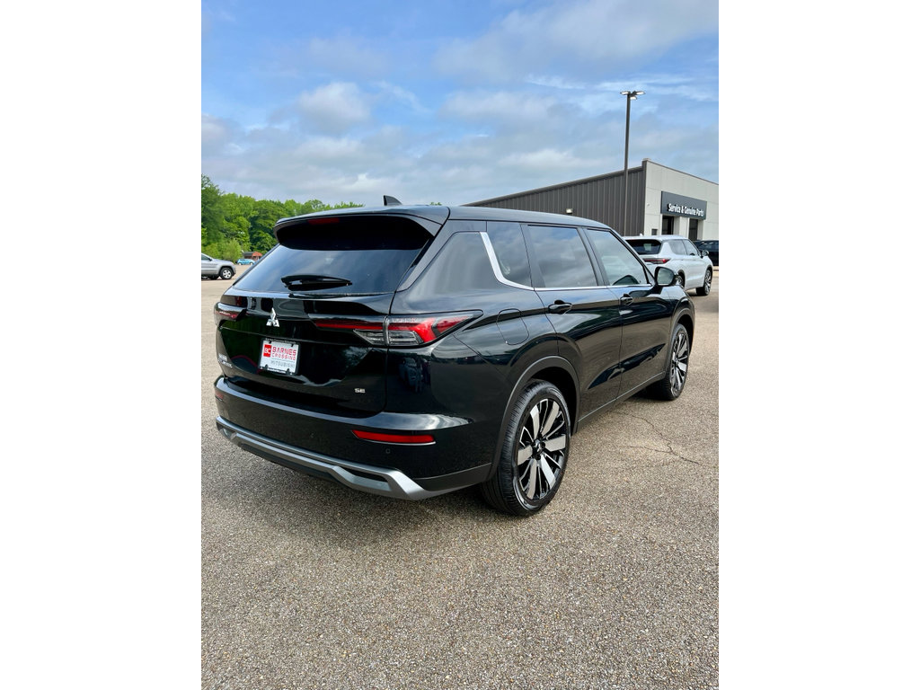 New 2026 Mitsubishi Outlander SE FWD image 6