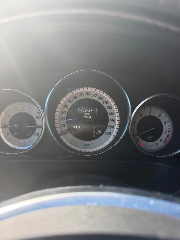Used 2015 Mercedes-Benz E 350 4MATIC Sedan image 14