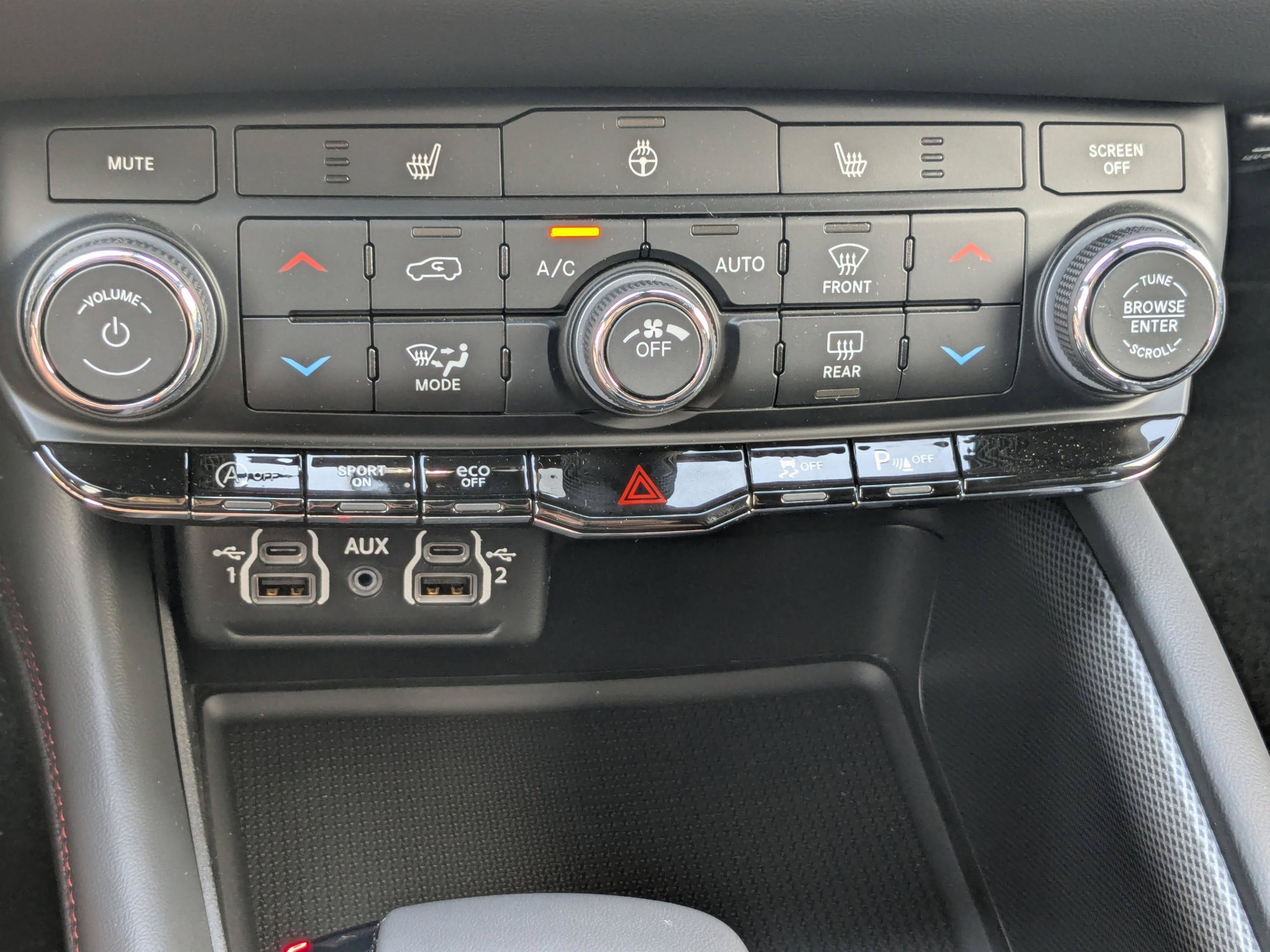 New 2026 Dodge Durango GT w/ Blacktop Package RWD image 25