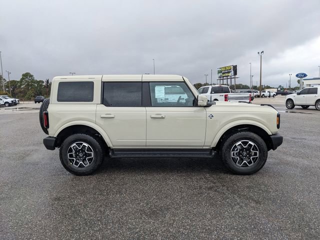 New 2025 Ford Bronco Outer Banks AWD/4WD image 3