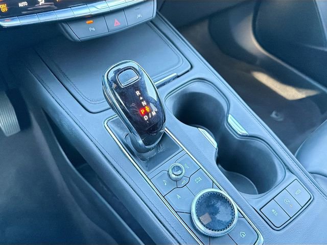 Used 2024 Cadillac XT4 Premium Luxury image 27