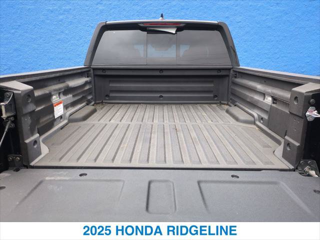 New 2025 Honda Ridgeline Black Edition image 23