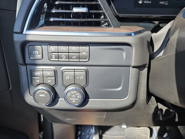 New 2026 Chevrolet Suburban Z71 w/ Comfort Package image 17