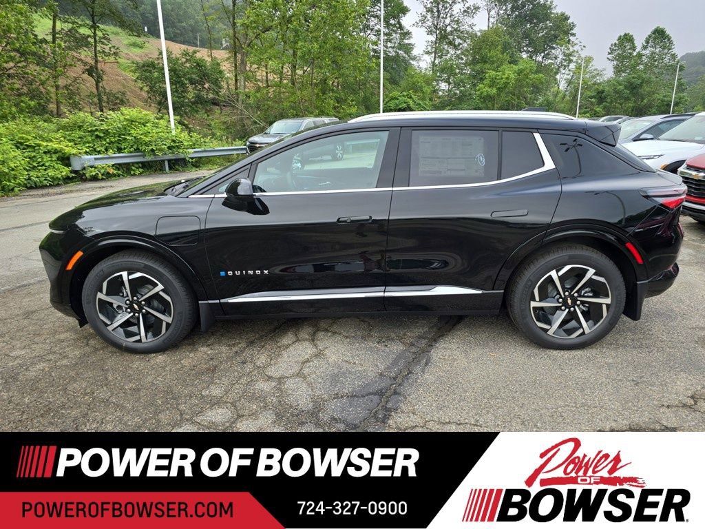 New 2025 Chevrolet Equinox EV LT image 2