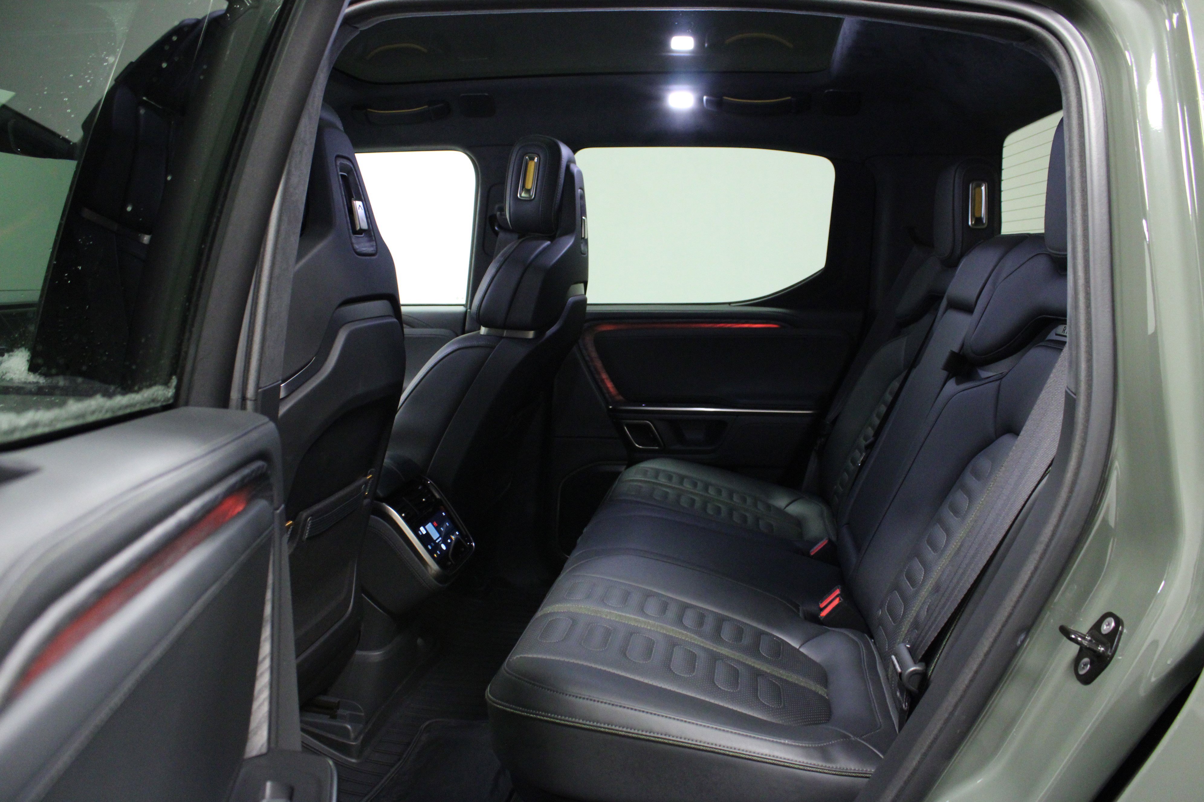 Used 2022 Rivian R1T Launch Edition image 13