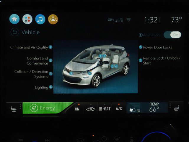 Used 2021 Chevrolet Bolt Premier w/ Infotainment Package FWD image 35