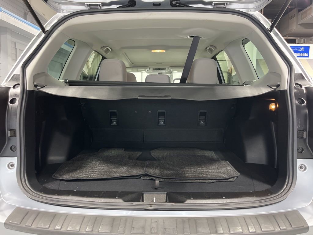 Used 2017 Subaru Forester 2.5i Premium w/ All-Weather Package image 38