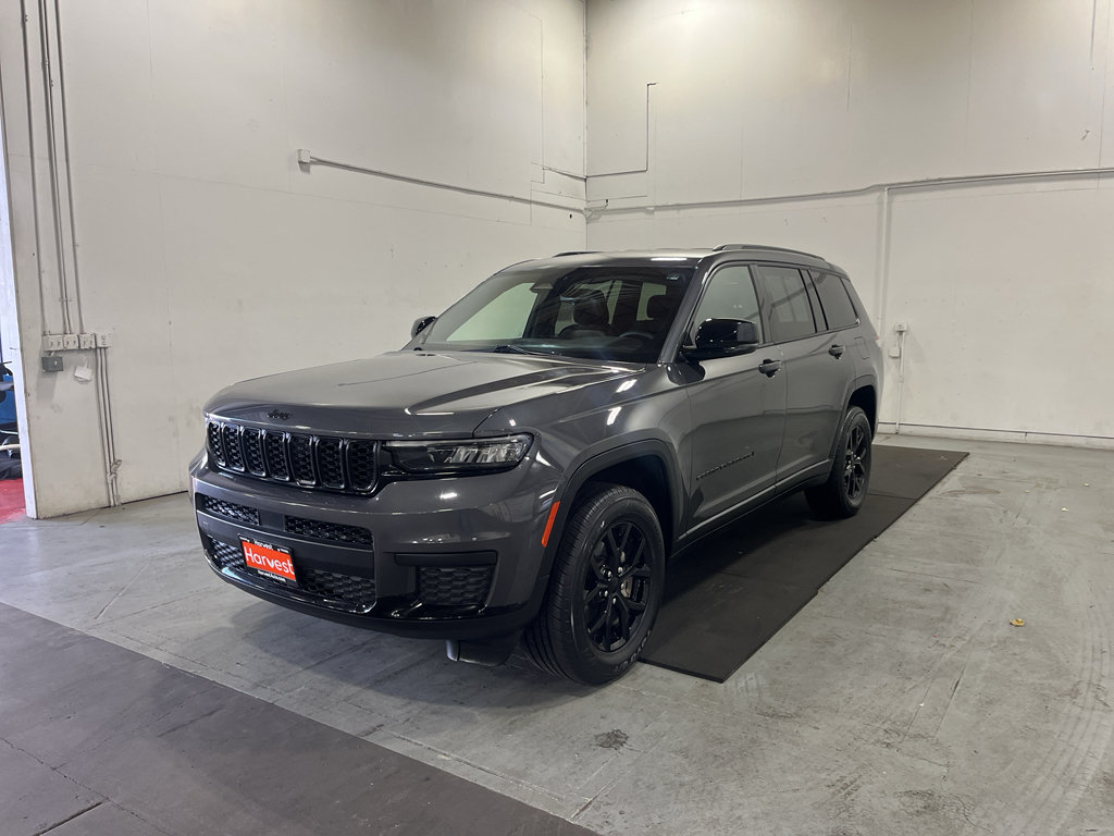 Used 2024 Jeep Grand Cherokee L Laredo