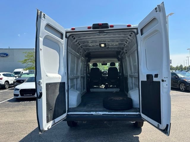 Used 2024 RAM ProMaster 2500 w/ Convenience Group FWD image 10