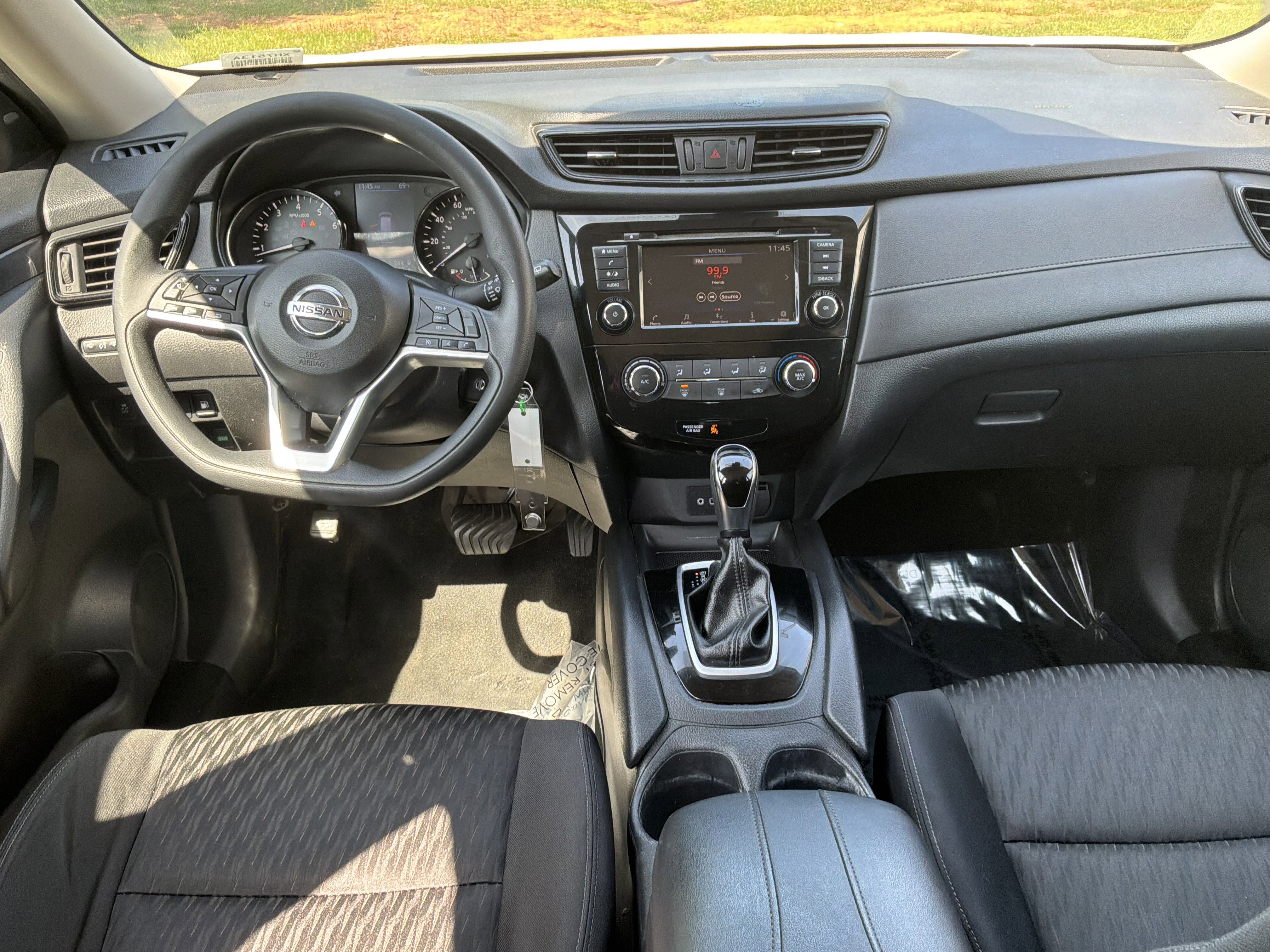 Used 2019 Nissan Rogue S image 33