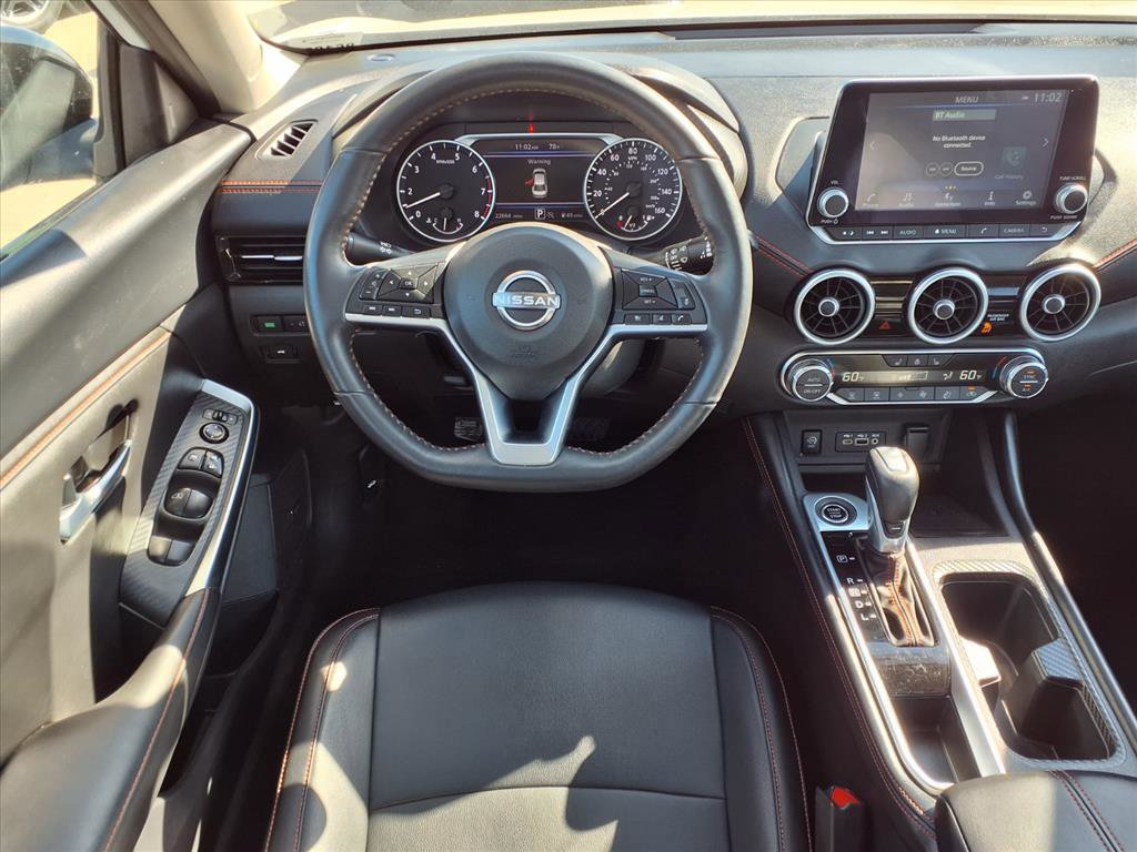 Used 2025 Nissan Sentra SR w/ SR Premium Package image 3