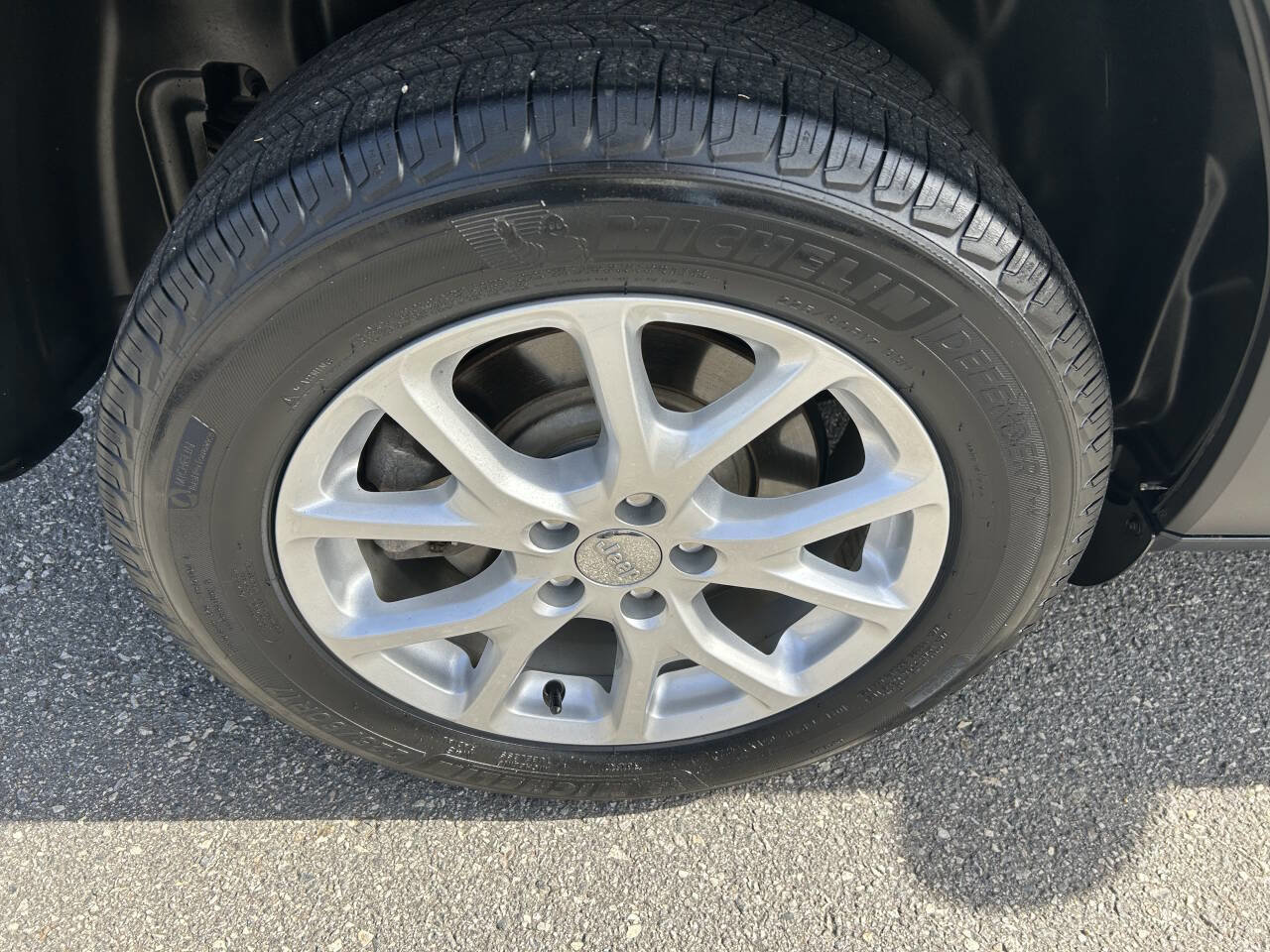 Used 2016 Jeep Cherokee Latitude image 14