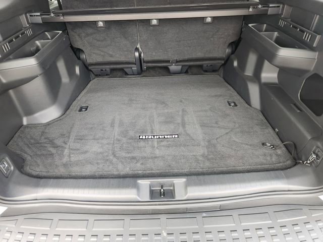 Certified 2025 Toyota 4Runner SR5 image 33