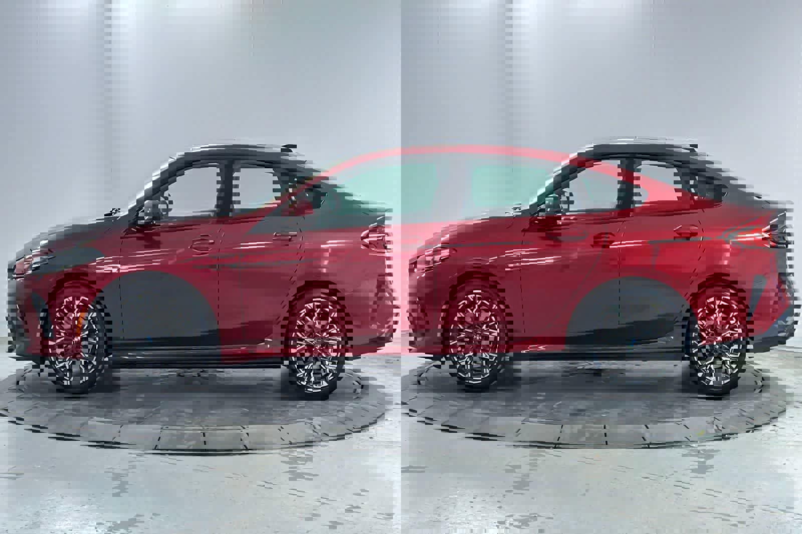 Used 2026 BMW 228i w/ Technology Package image 5