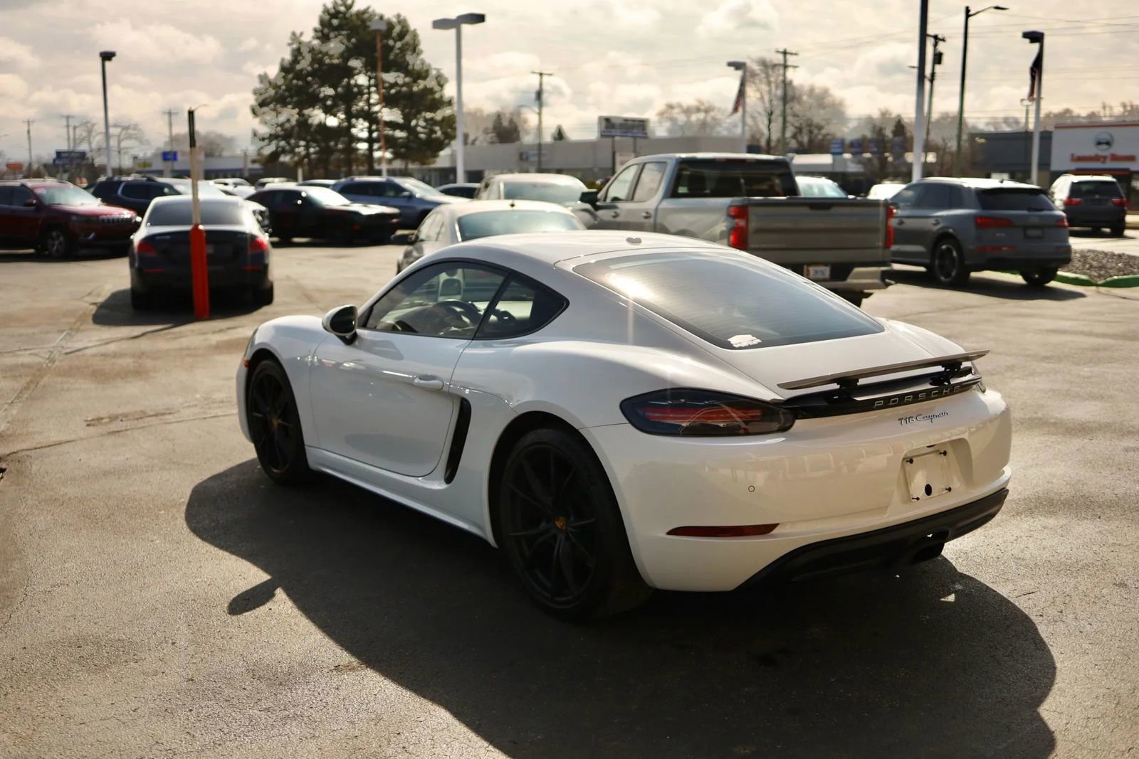 Used 2019 Porsche 718 Cayman RWD image 7