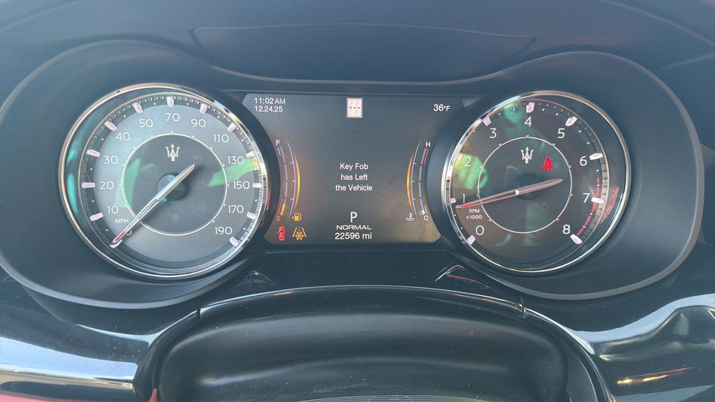 Used 2022 Maserati Quattroporte Modena Q4 image 30