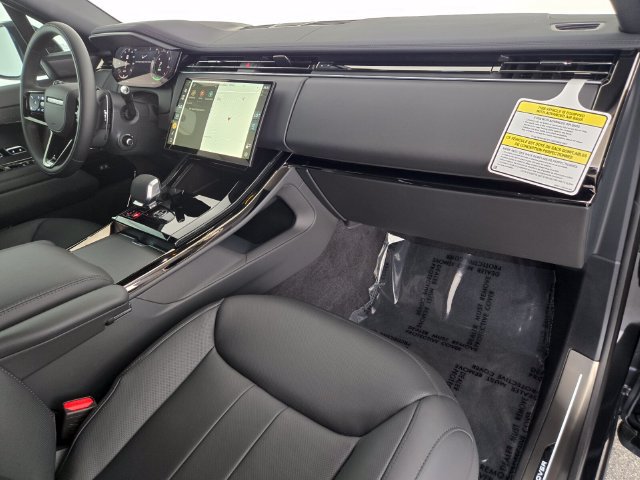 New 2026 Land Rover Range Rover Sport Dynamic SE AWD/4WD image 18
