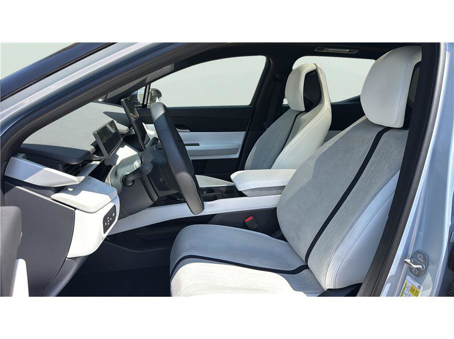 Used 2023 Fisker Ocean Ultra AWD/4WD image 11