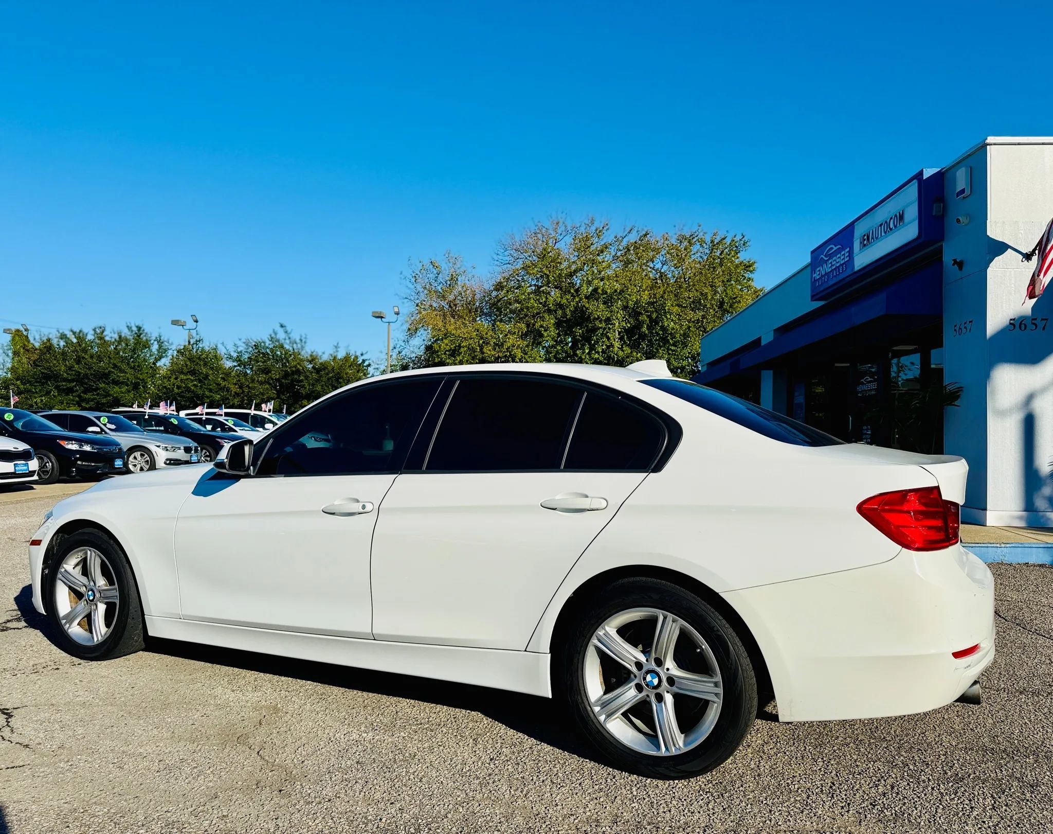 Used 2015 BMW 320i Sedan image 38