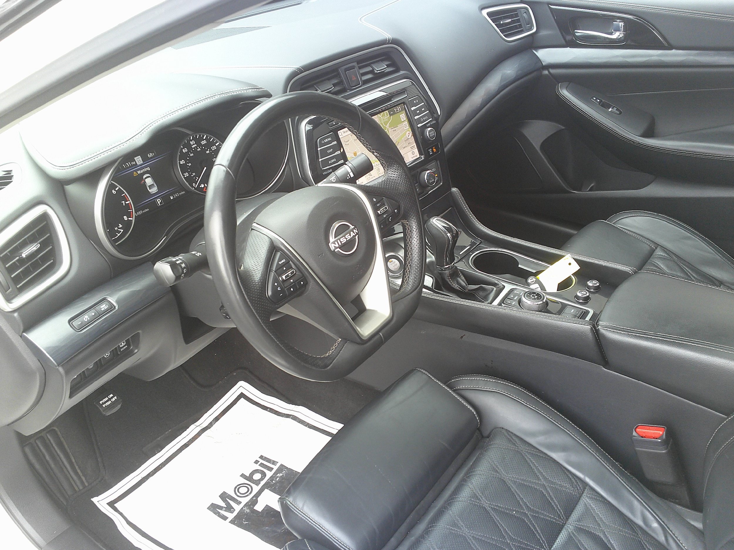 Used 2023 Nissan Maxima Platinum w/ Sport Mat Group FWD image 17