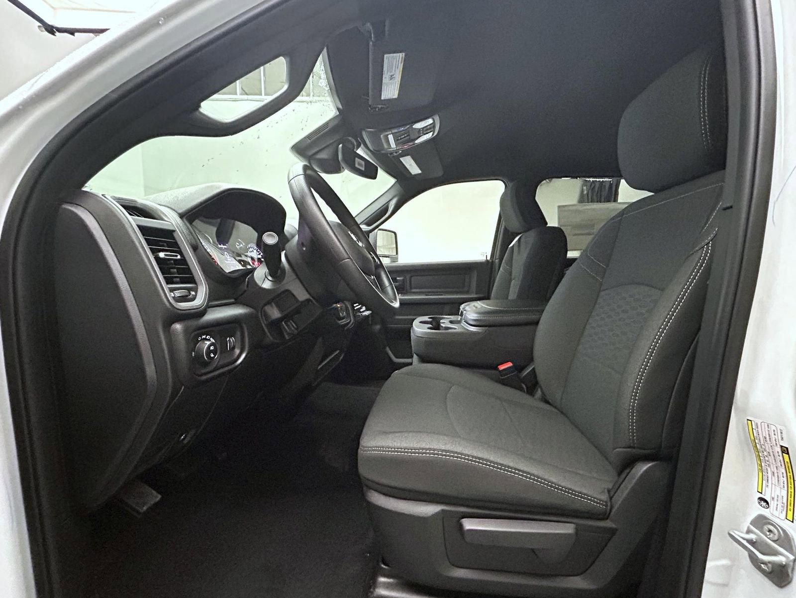 New 2026 RAM 3500 Tradesman AWD/4WD image 10