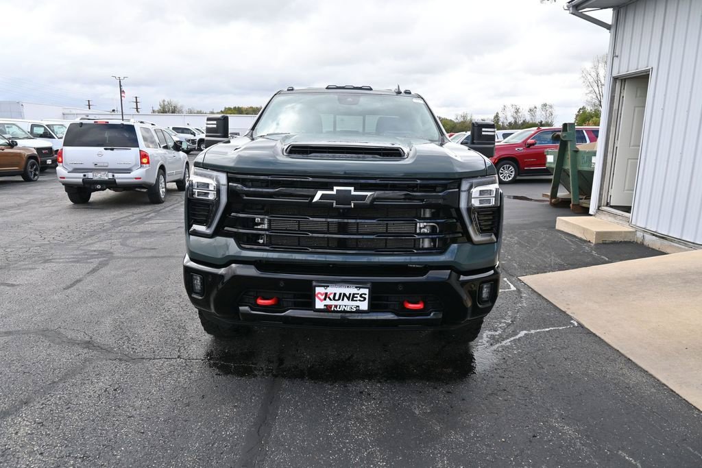 Used 2025 Chevrolet Silverado 3500 LTZ w/ LTZ Plus Package AWD/4WD image 15