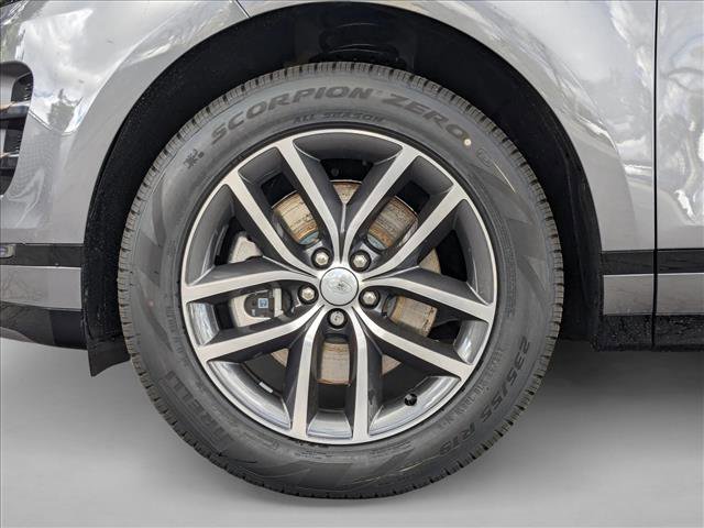 Used 2024 Land Rover Range Rover Evoque Dynamic SE AWD/4WD image 7