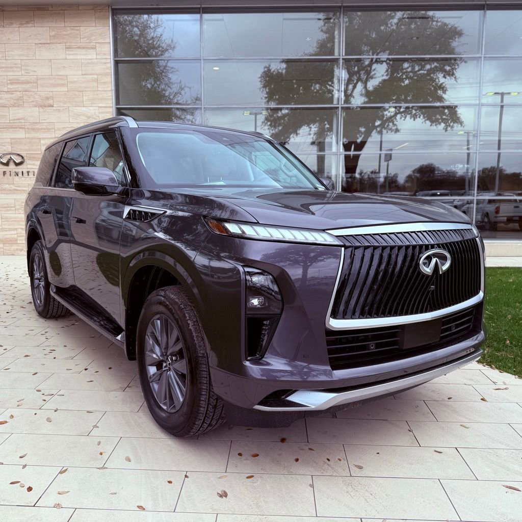 Certified 2026 INFINITI QX80 Pure w/ Cargo Package AWD/4WD image 4