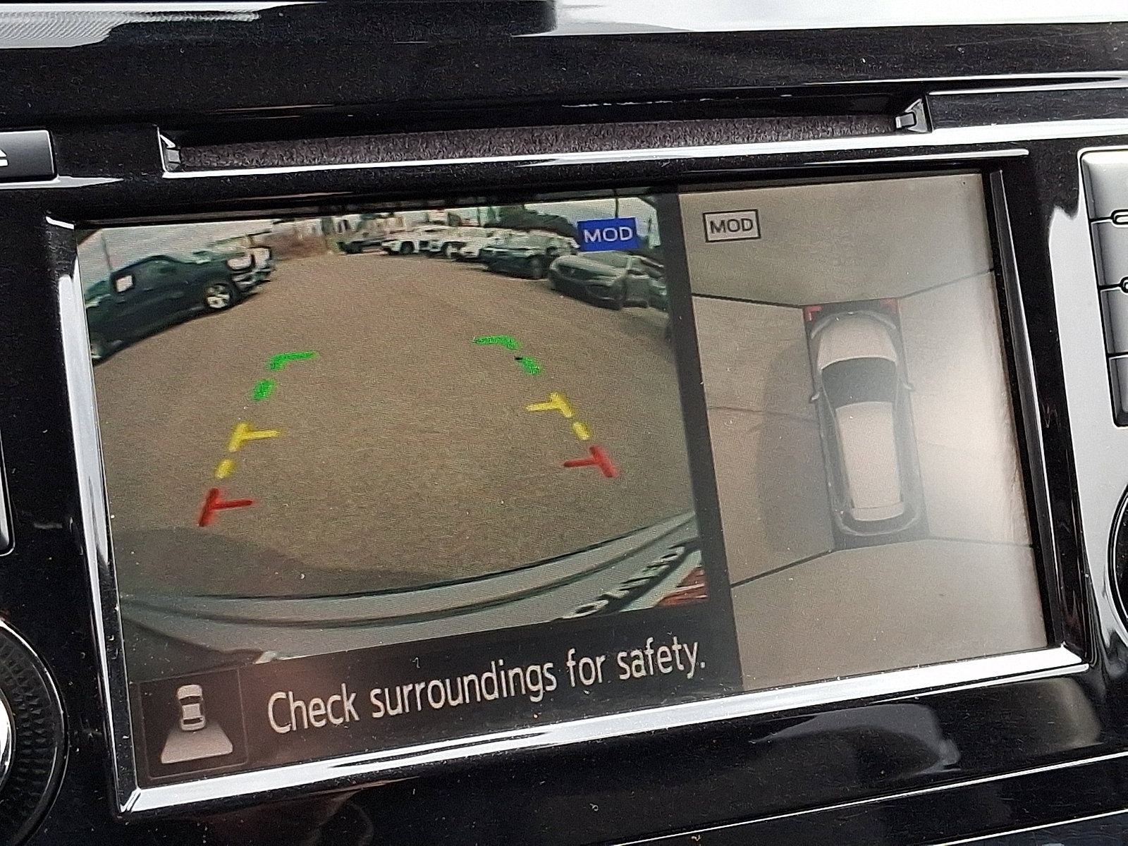 Used 2019 Nissan Rogue SV w/ Premium Package image 17