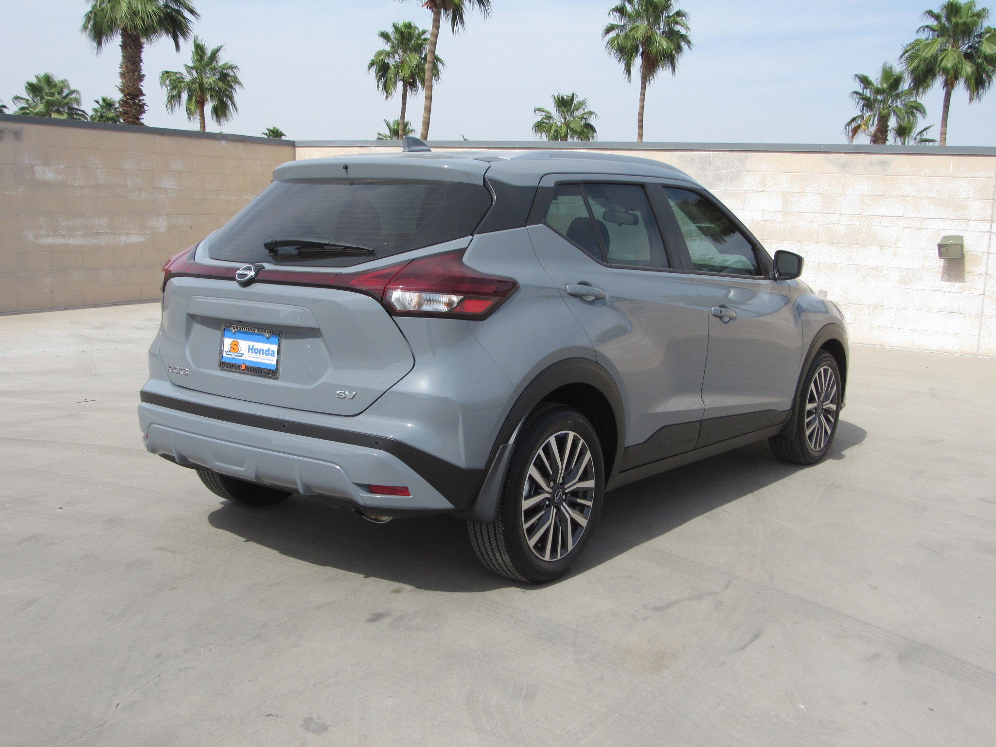 Used 2024 Nissan Kicks SV image 5