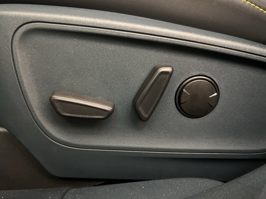 New 2025 Ford Maverick Lobo image 24