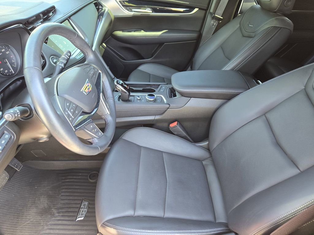 Used 2024 Cadillac XT5 Premium Luxury w/ Technology Package FWD image 14