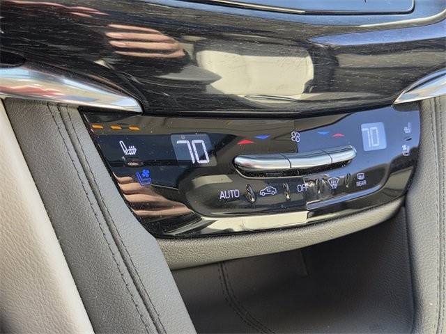 Used 2020 Cadillac XT6 Premium Luxury image 26