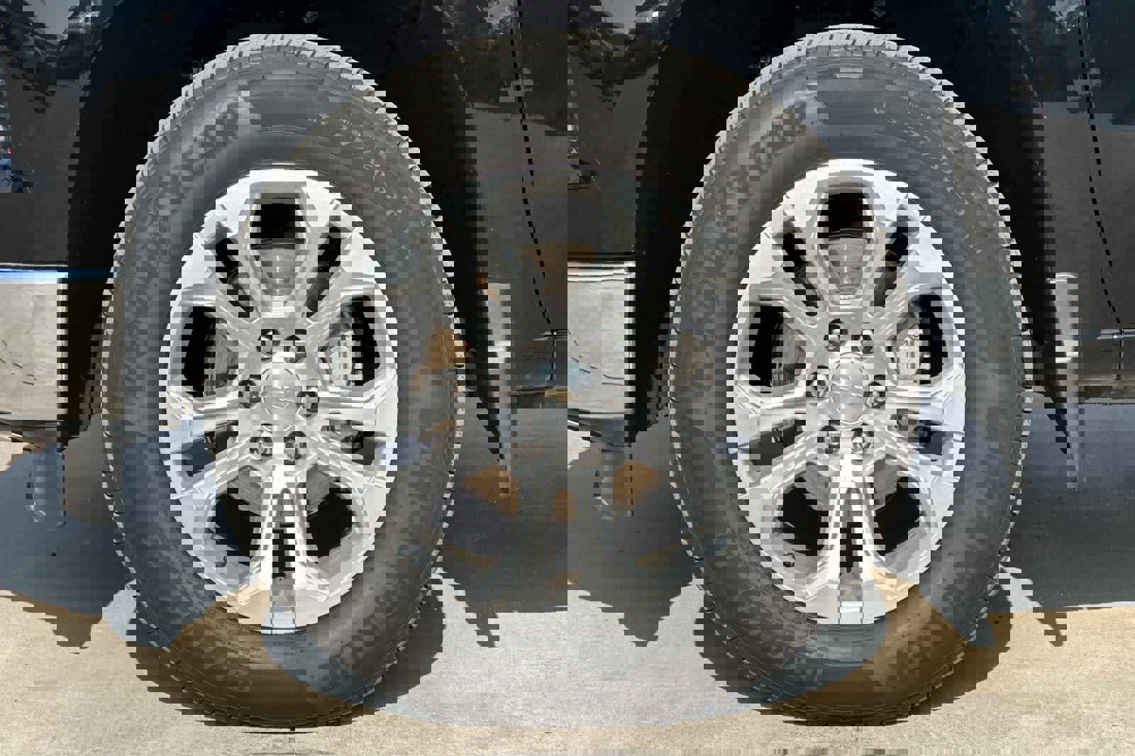 Used 2022 Chevrolet Silverado 1500 LTZ w/ LTZ Premium Package image 36