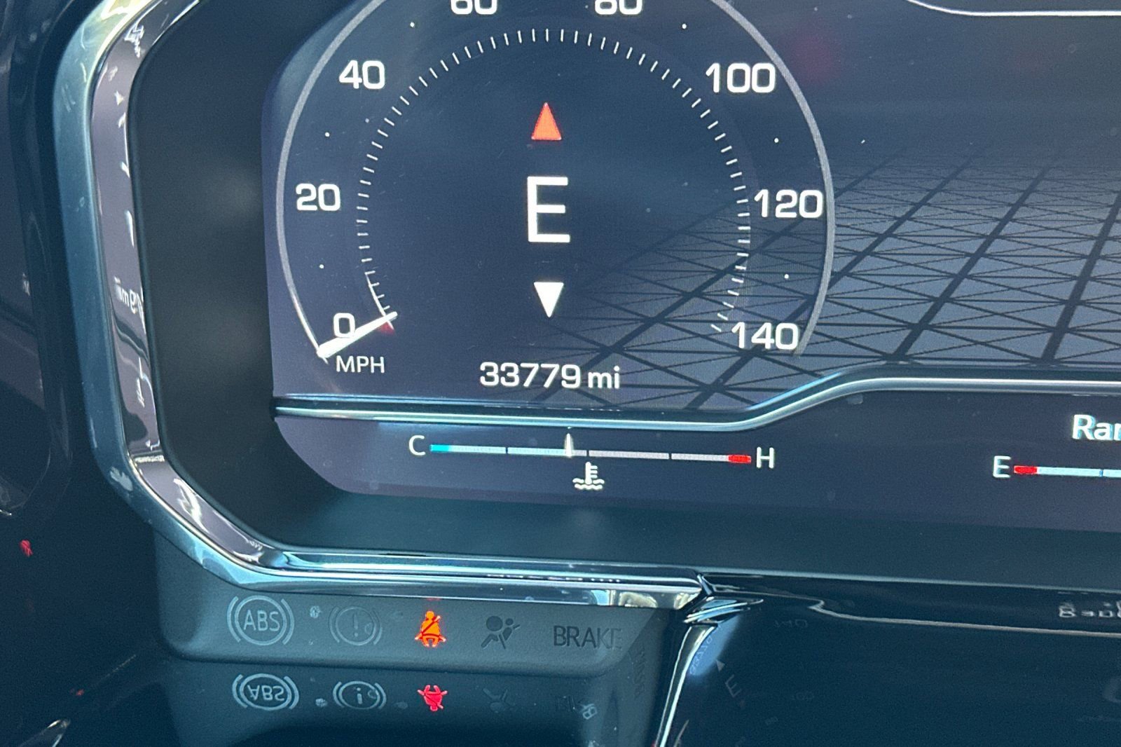 Certified 2025 GMC Sierra 1500 SLT image 33