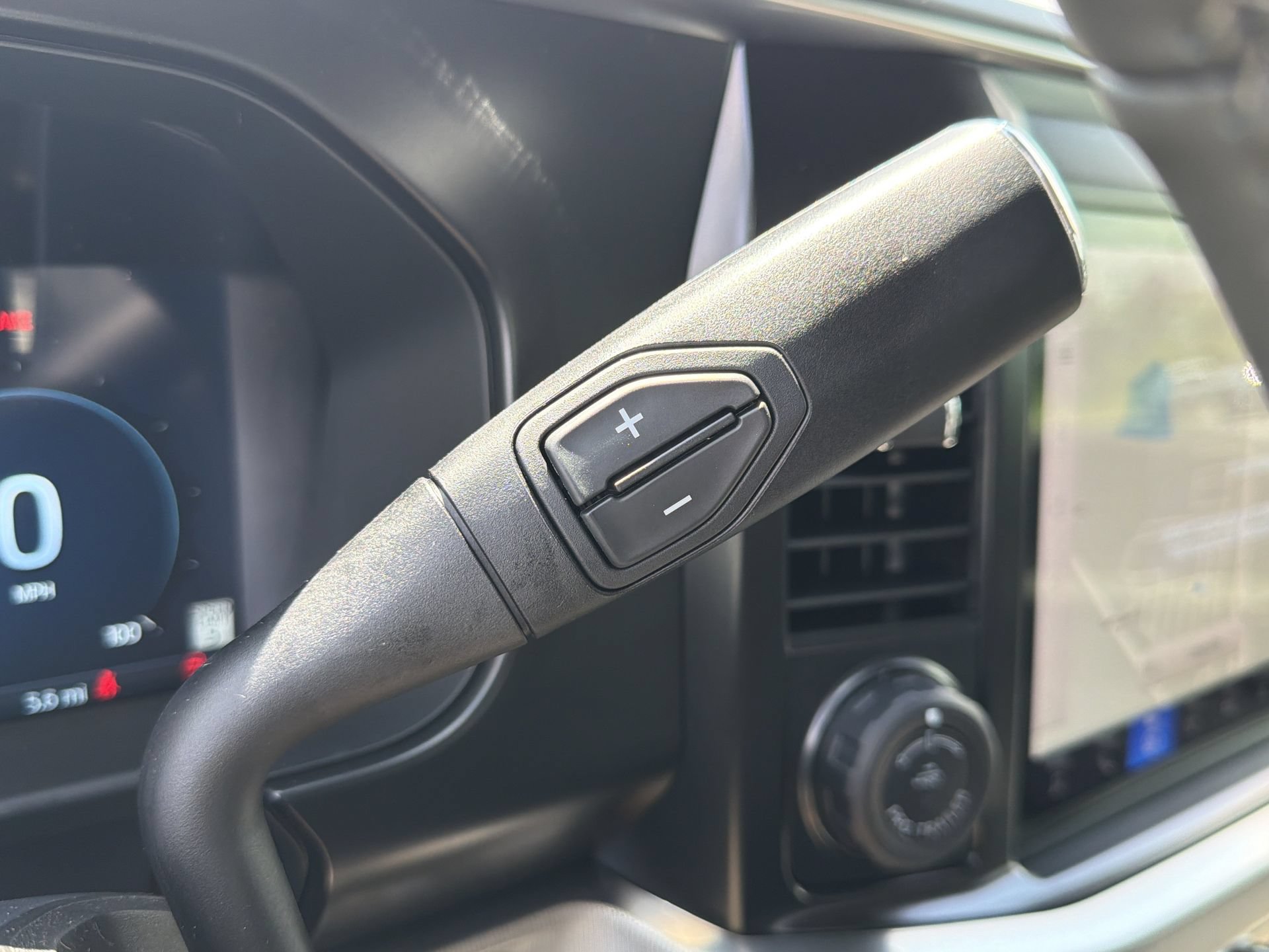 New 2026 Ford F350 Platinum AWD/4WD image 17