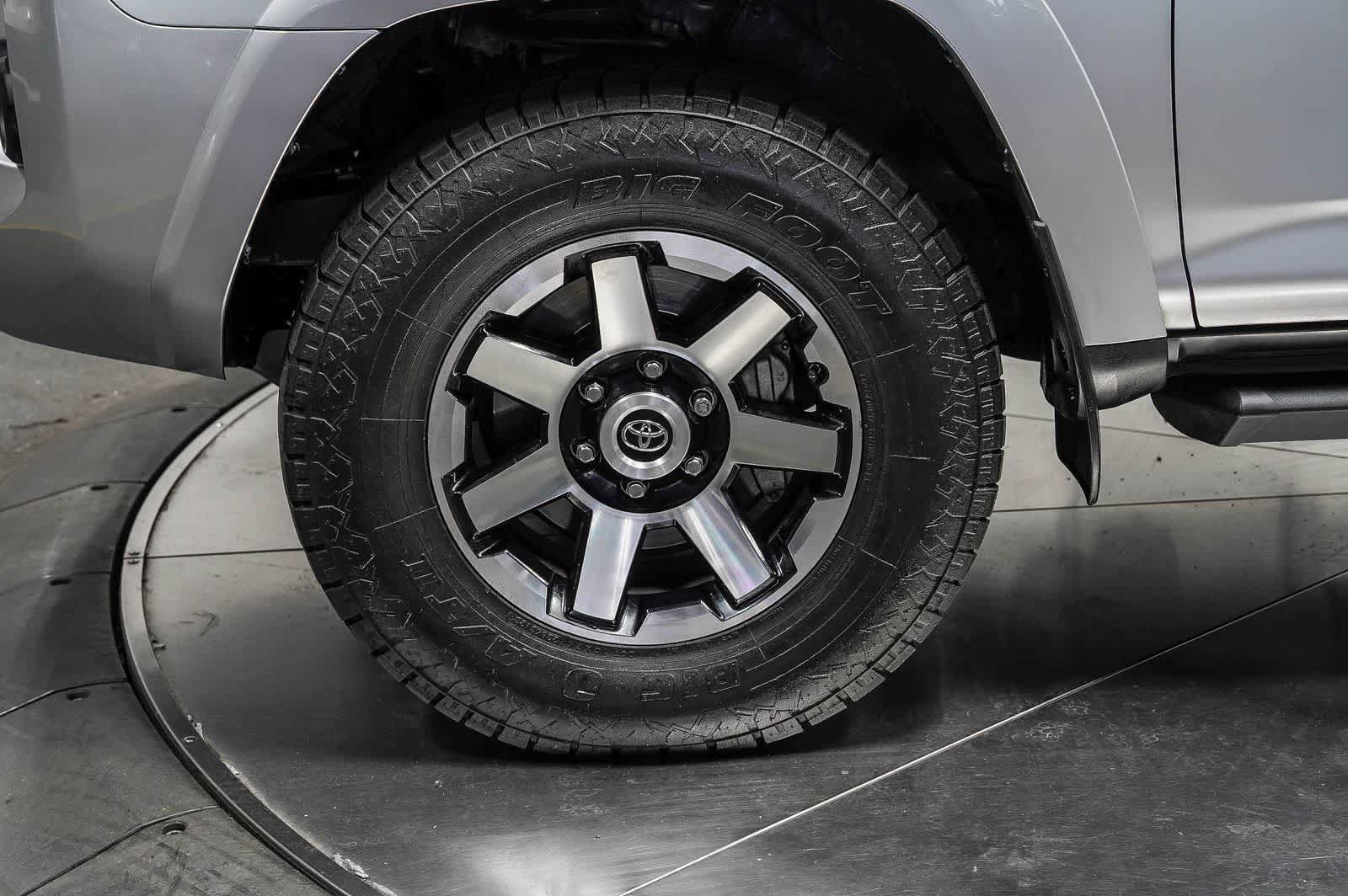 Certified 2021 Toyota 4Runner TRD Off-Road Premium w/ Moonroof Package AWD/4WD image 9