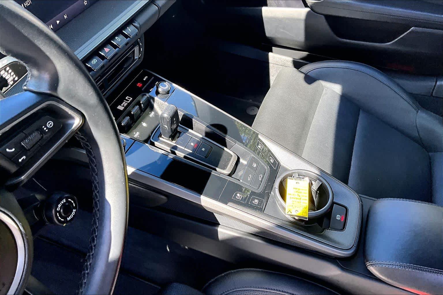 Used 2022 Porsche 911 Carrera RWD image 14