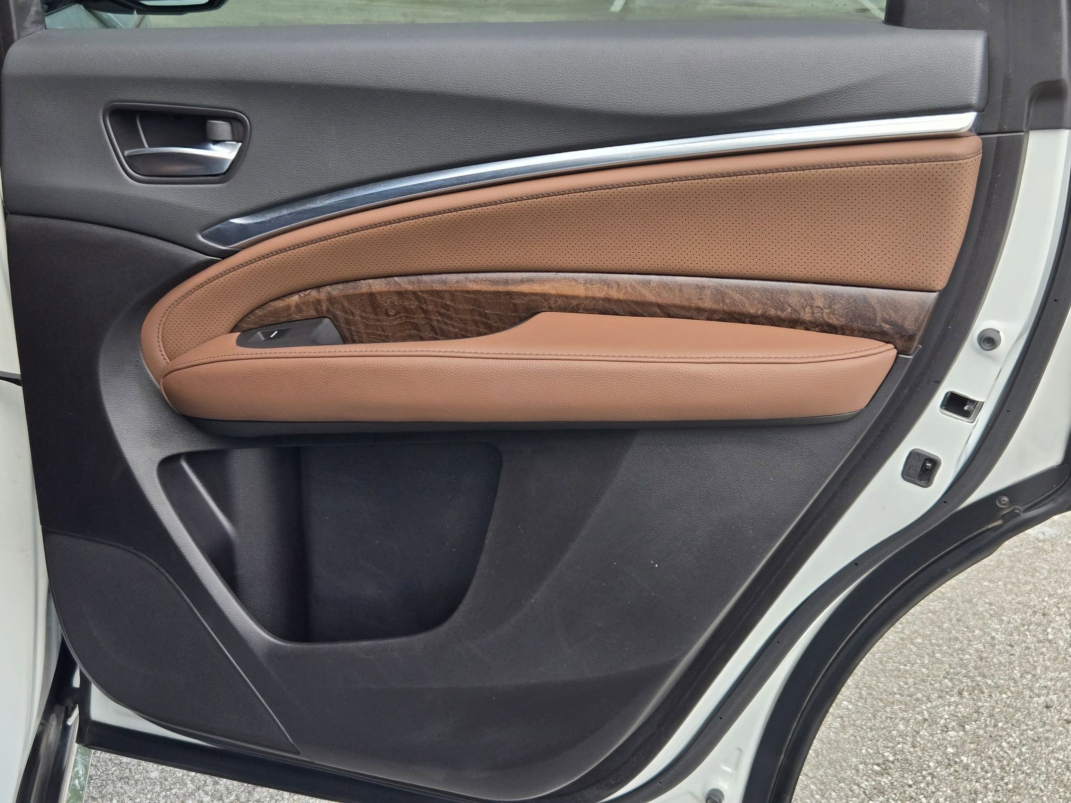 Certified 2020 Acura MDX FWD w/ Technology Package image 27