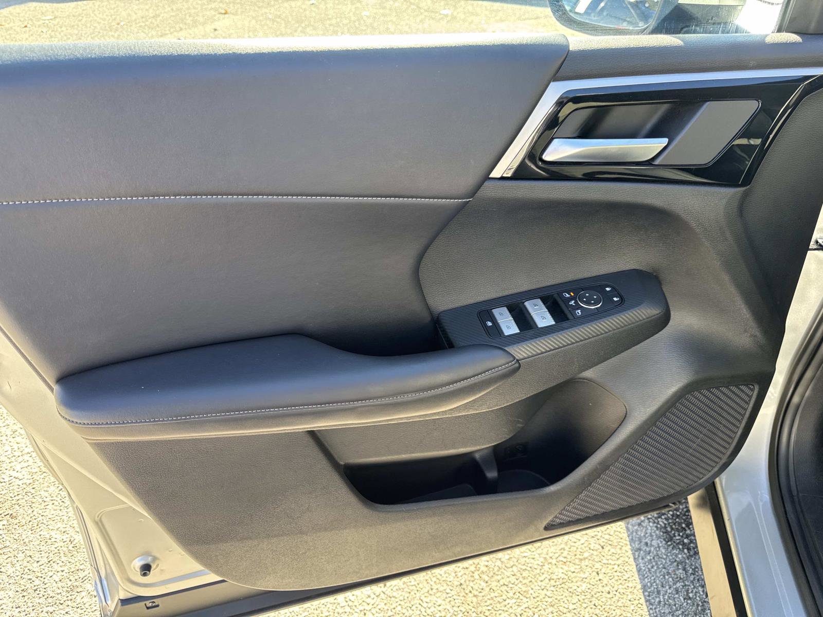 Used 2024 Mitsubishi Outlander FWD image 10