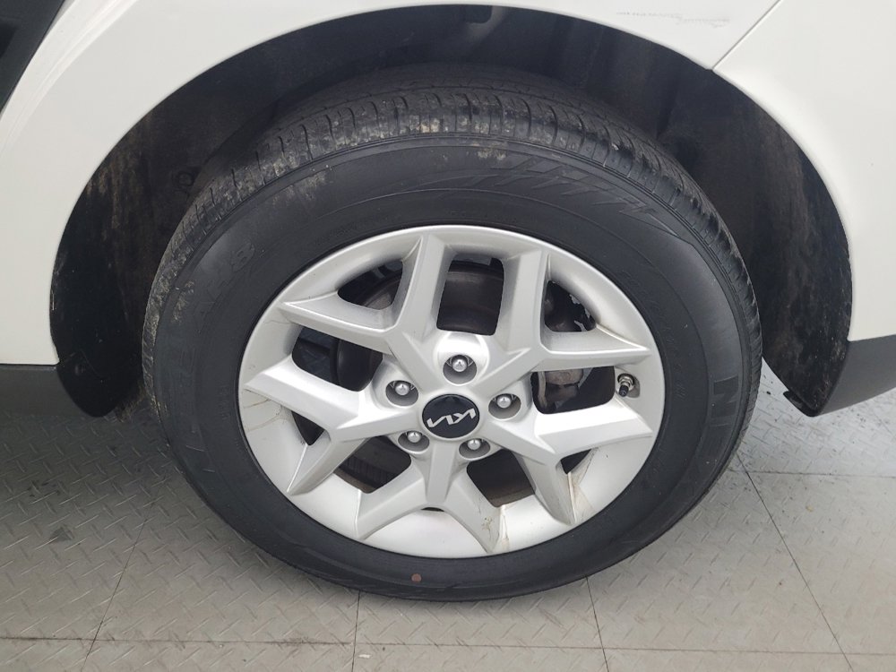 Used 2024 Kia Soul LX w/ Option Group 015 image 31