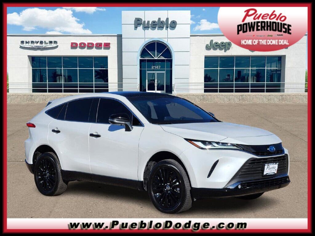 Used 2024 Toyota Venza Nightshade image 1