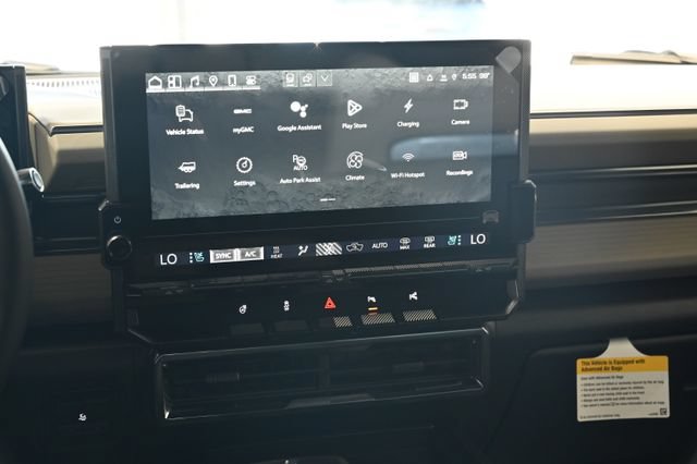 New 2026 GMC Hummer EV SUV w/ LPO, Dark Essentials Package AWD/4WD image 15