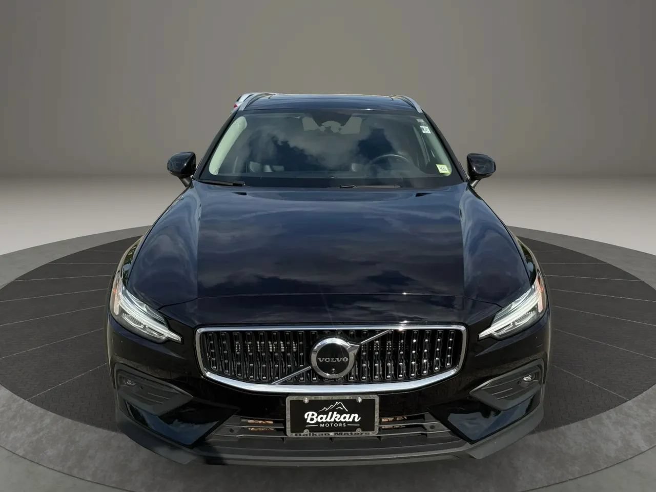 Used 2023 Volvo V60 B5 Cross Country Plus w/ Climate Package AWD/4WD image 14