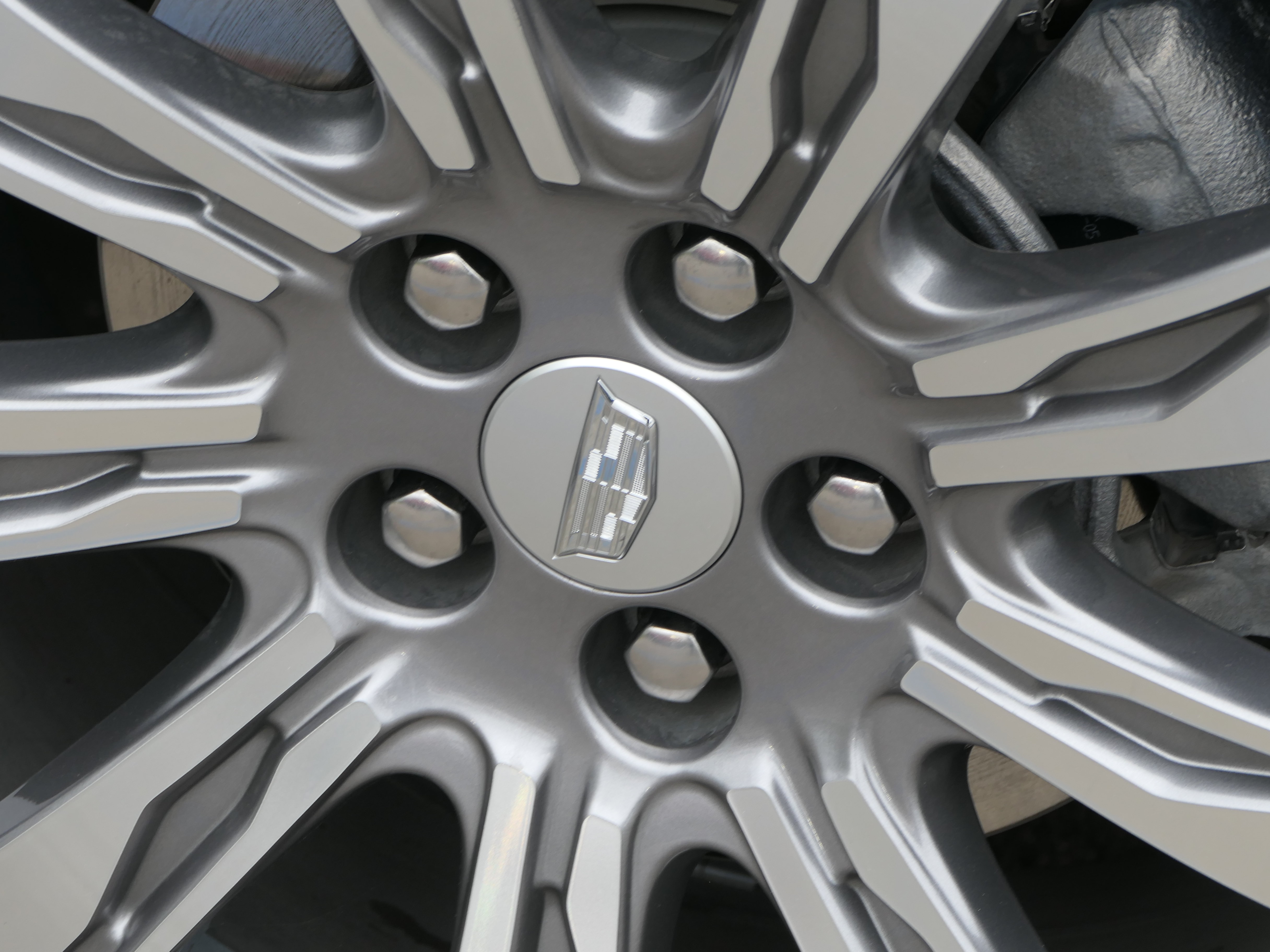 Certified 2023 Cadillac XT4 Premium Luxury w/ Technology Package FWD image 12