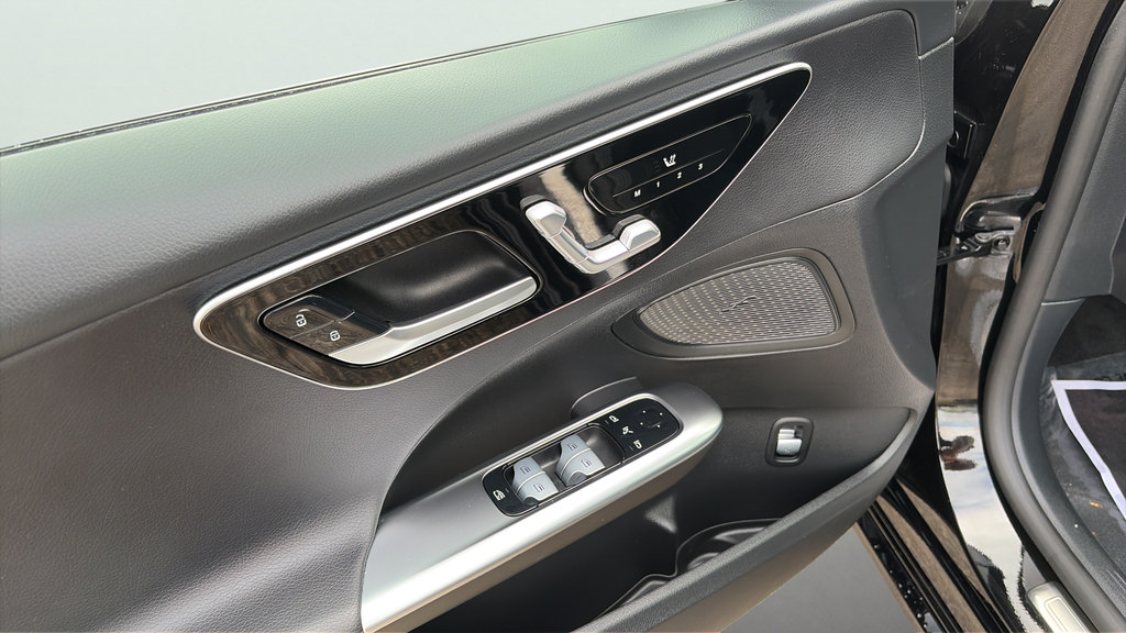 Certified 2024 Mercedes-Benz C 300 4MATIC Sedan image 10